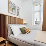 Rentero Modern Spacious In Lejlighed