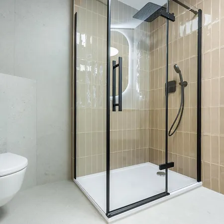 Rentero Modern Spacious In * Praga