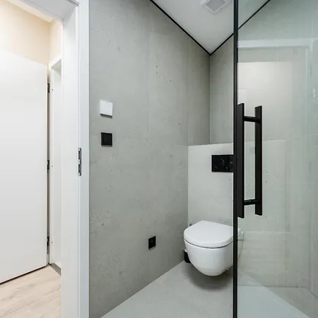 Apartament Rentero Modern Spacious In *