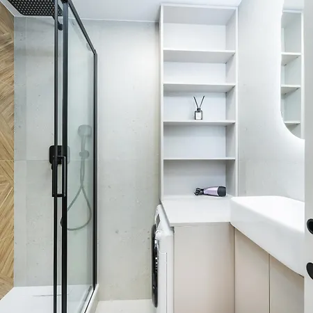 Apartament Rentero Modern Spacious In Praga