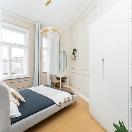 Rentero Modern Spacious In Apartament Praga