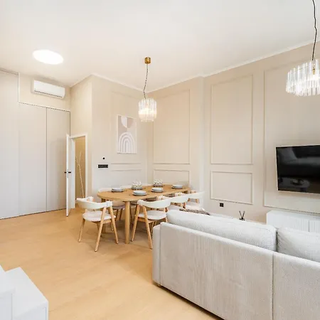 Rentero Modern Spacious In