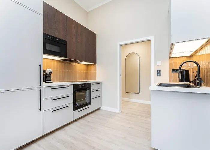 Rentero Modern Spacious In