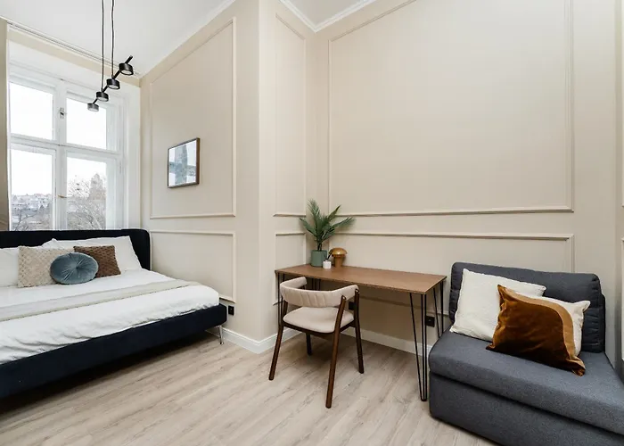 Rentero Modern Spacious In Lejlighed Prag
