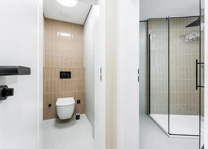 Rentero Modern Spacious In Lejlighed