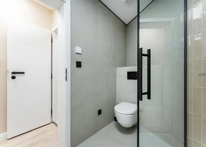 Apartment Rentero Modern Spacious In *